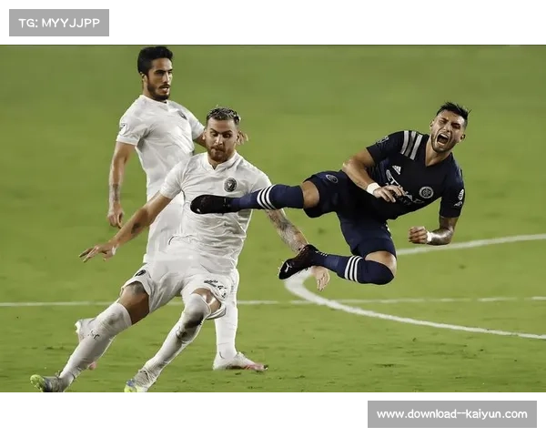 西雅图海湾人对阵巴黎以防守反击为战术主导难以阻挡强敌攻势