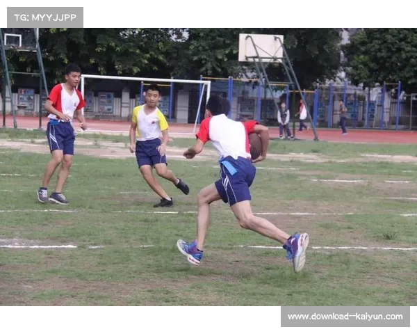 深圳龙岭中学队长专访：每天加练两小时挑战美式场地尺寸适应性